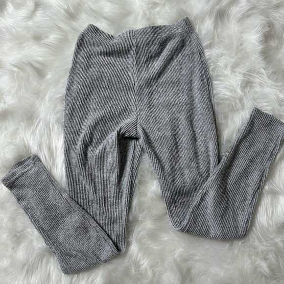 SHEIN light grey ribbed leggings - Picture 1 of 3